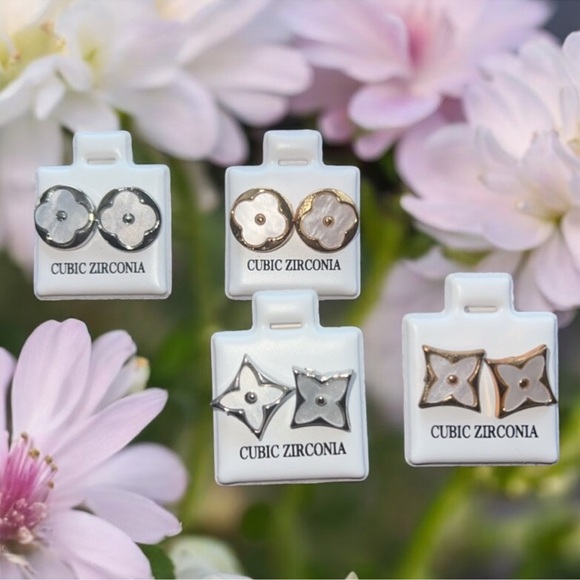 Jewelry - Cubic Zirconia Mother of Pearl Flower/Star & Clover Earrings Gold/Silver